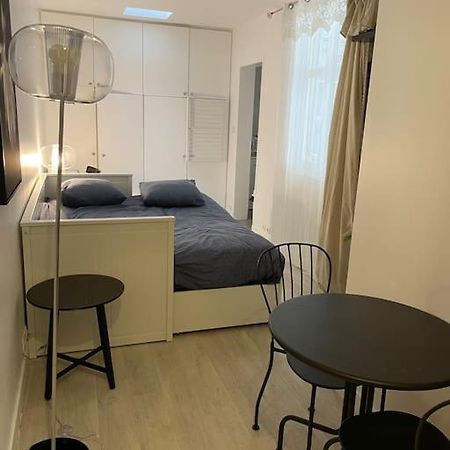 Alesia-Paris Lejlighed Eksteriør billede